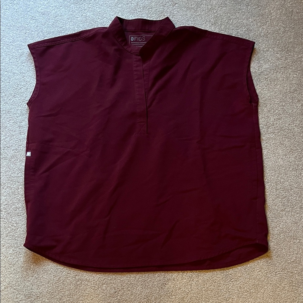 Figs Women’s burgundy top